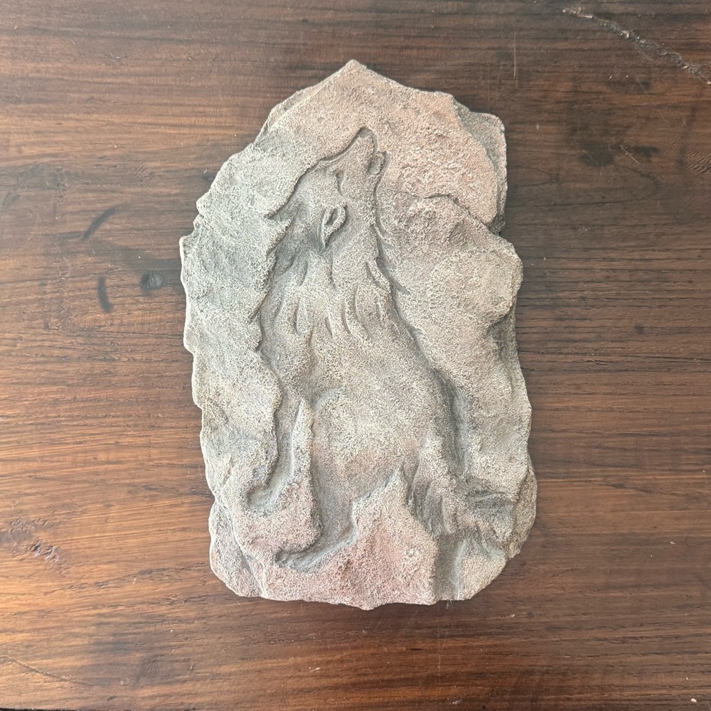 Vintage FRAGS Wolf resin wall art petroglyphs by artist John Running 1993 plague